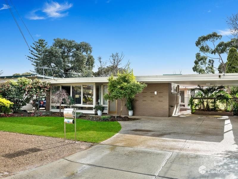 4 bedrooms House in 18 Thompson Court WERRIBEE VIC, 3030