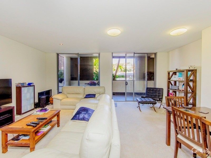 410/209 Hunter Street, Newcastle NSW 2300, Image 2