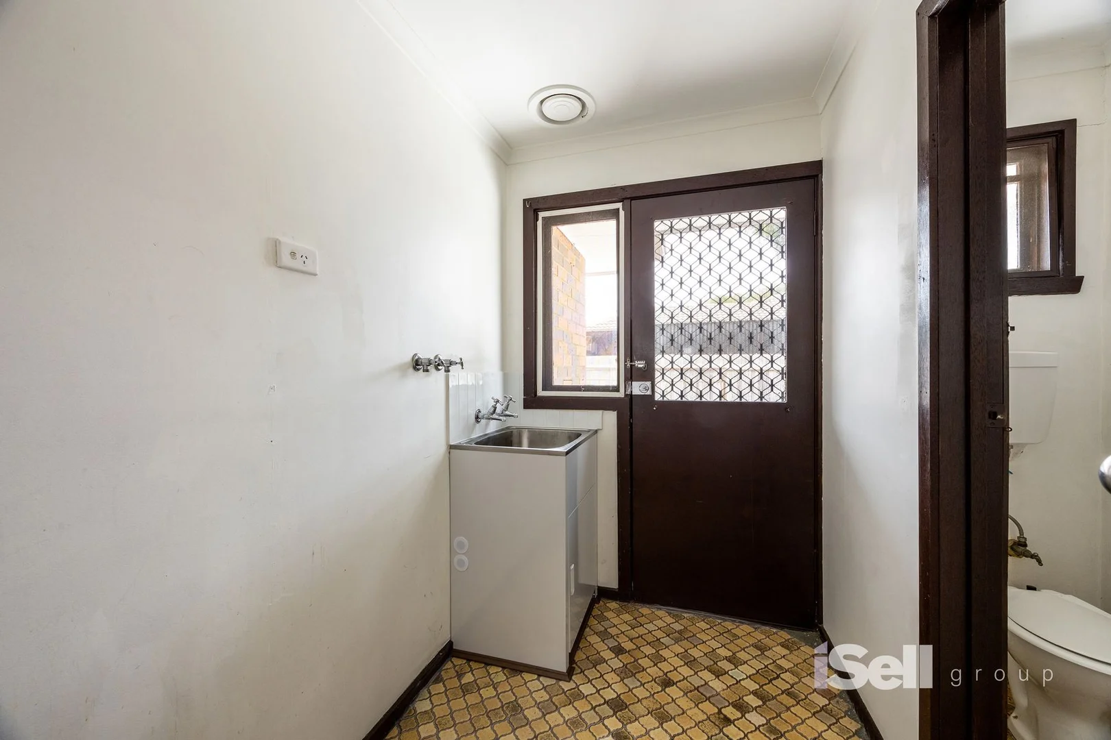 Additional image 6 of 3/11 Nicole Avenue, Springvale South VIC 3172