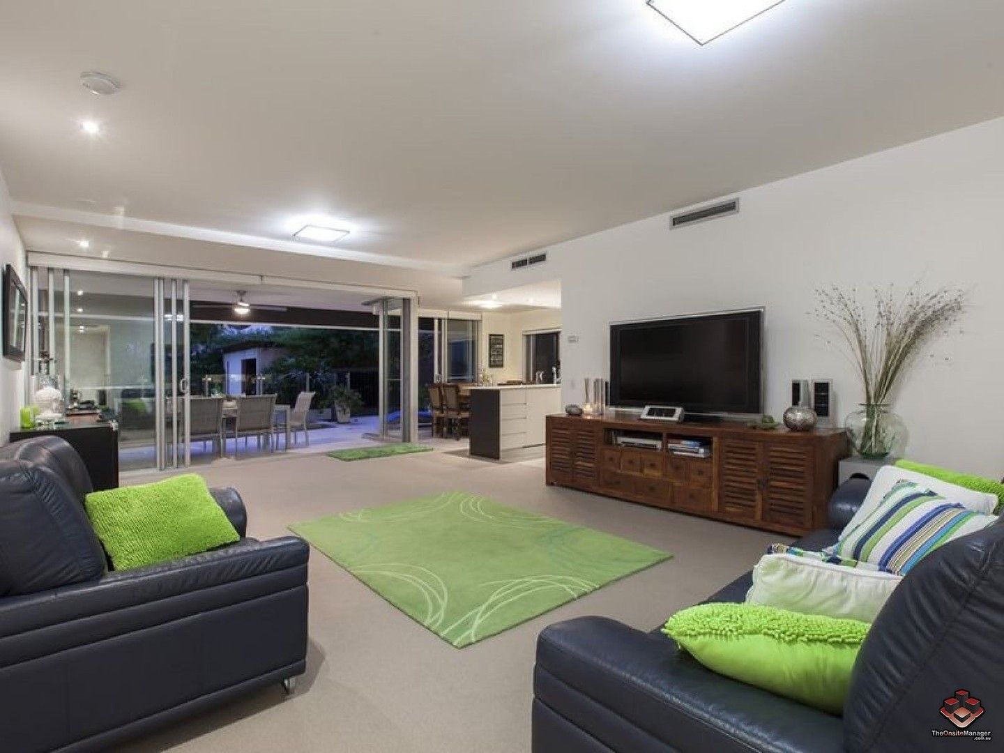3 bedrooms Apartment / Unit / Flat in 8/37 Duncan ST WEST END QLD, 4101