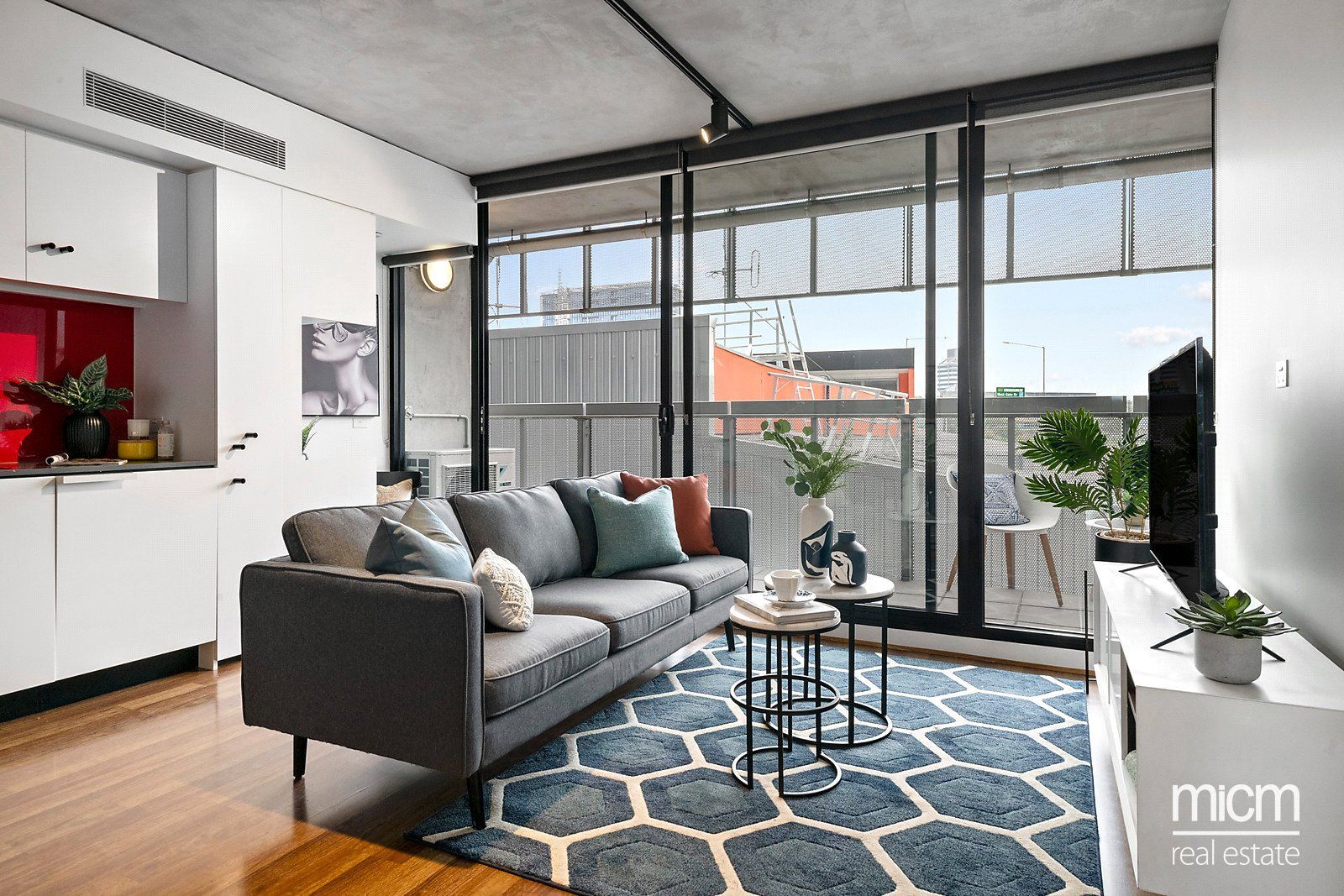2 bedrooms Apartment / Unit / Flat in 102/152 Sturt Street SOUTHBANK VIC, 3006