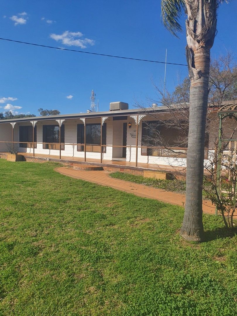 34 BRADY STREET, Condobolin NSW 2877, Image 0