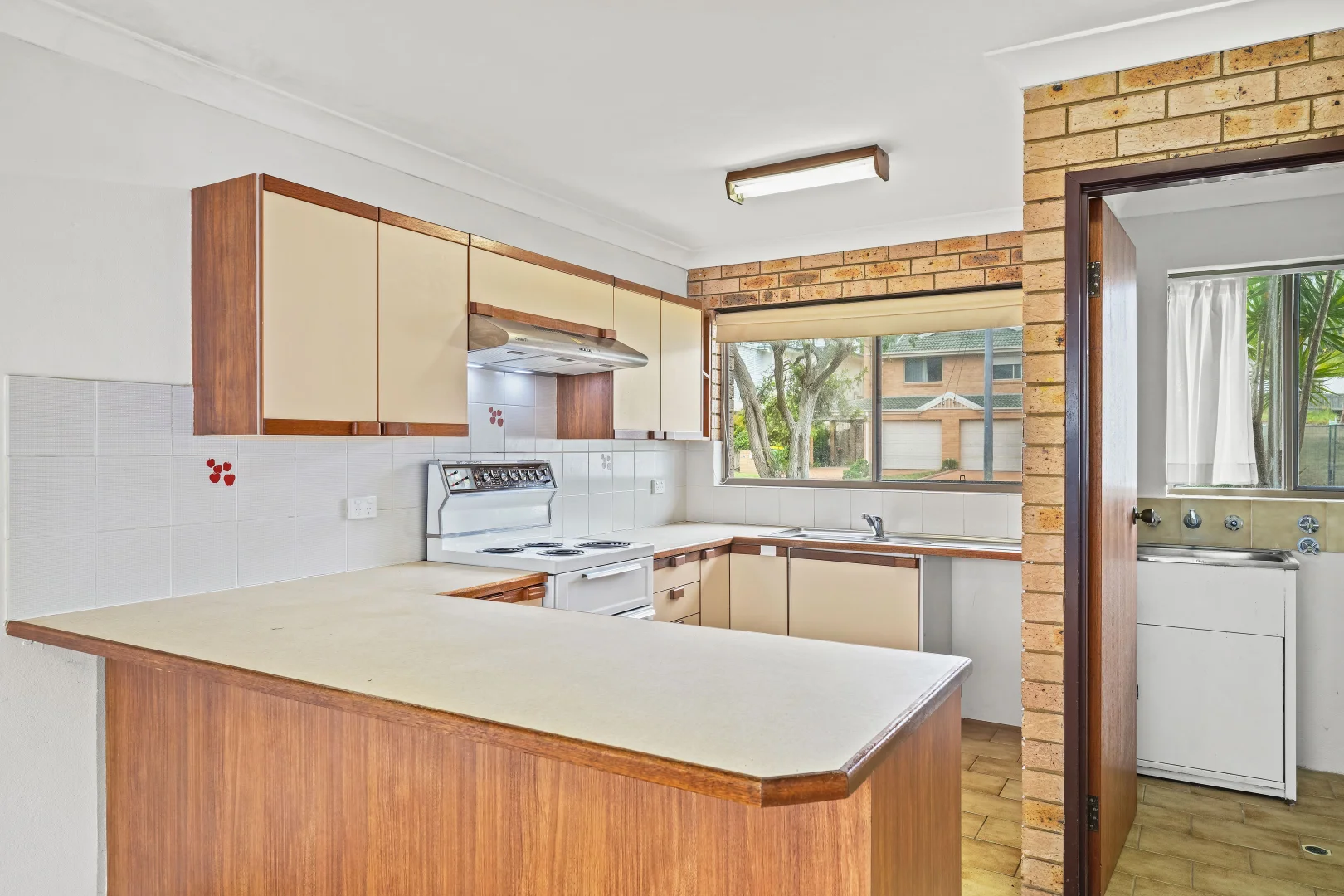 Additional image 3 of 2/2 Henley Avenue, Terrigal NSW 2260