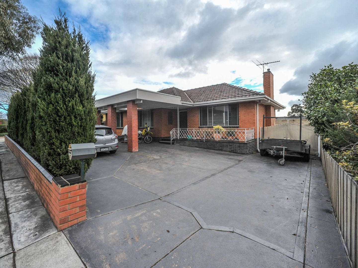 47 Shafer Road, Blackburn North Property History & Address Research