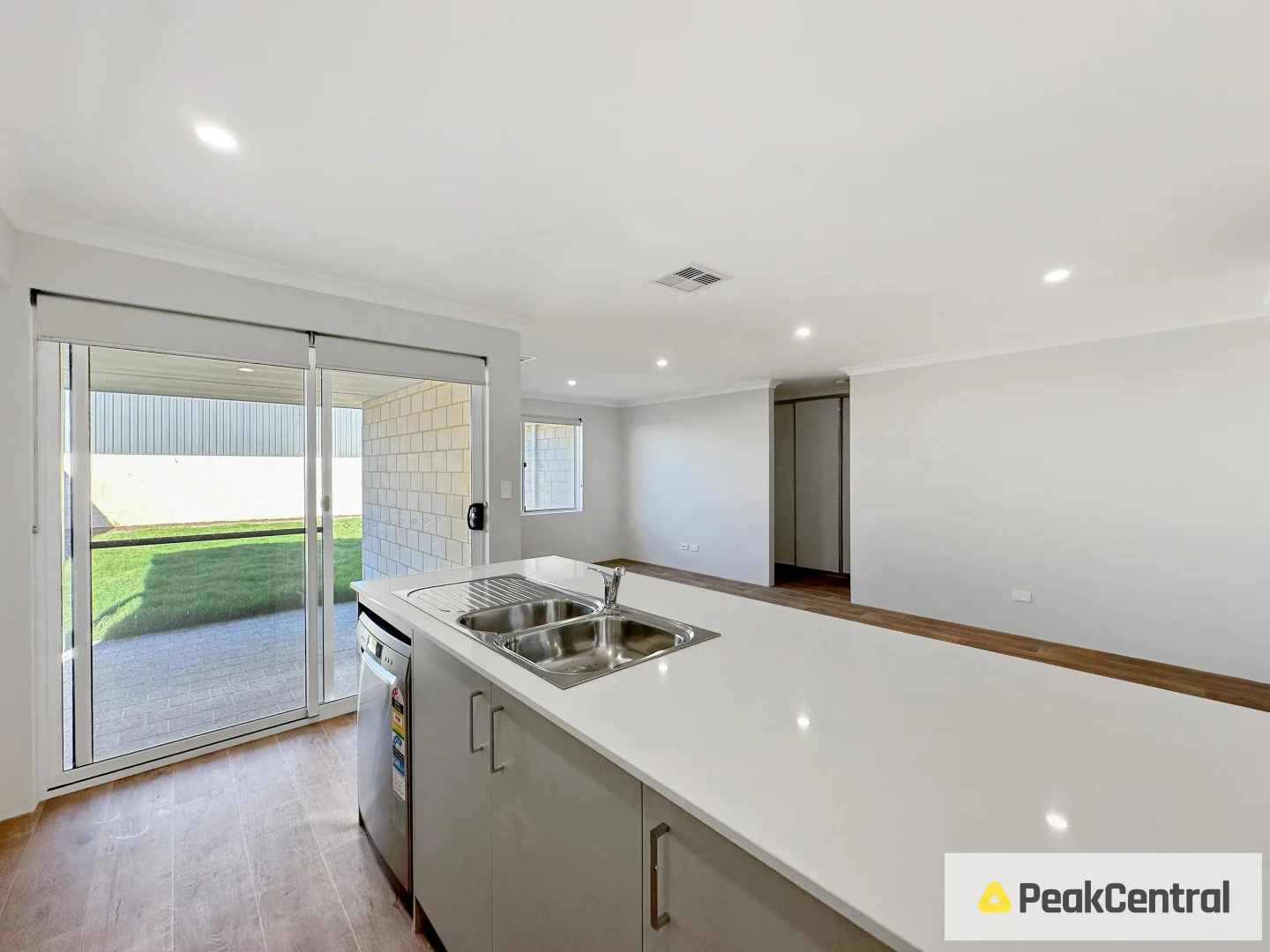 Additional image 8 of 14 Lucent Approach, Eglinton WA 6034