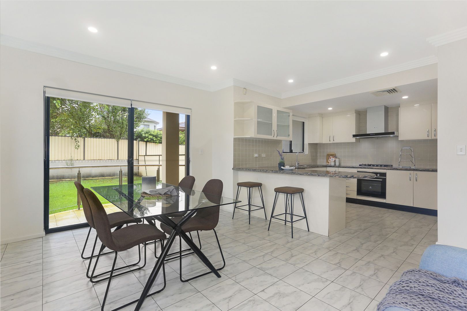 43 Louis Terrace, Hurstville NSW 2220, Image 2