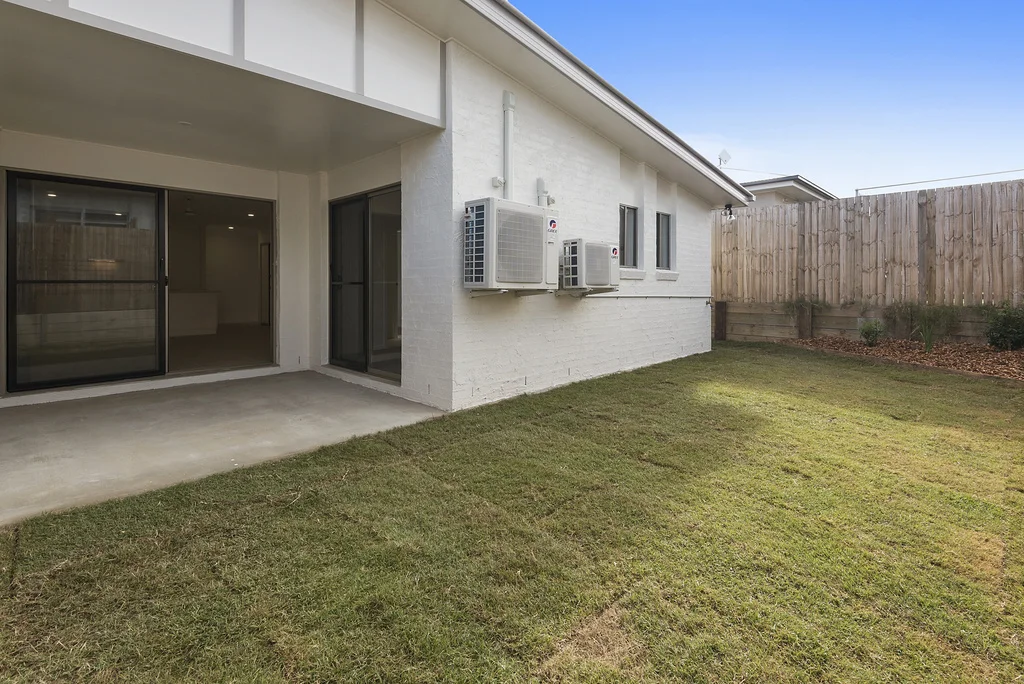 Additional image 8 of 2/8 Rosenstengel Street, Darling Heights QLD 4350