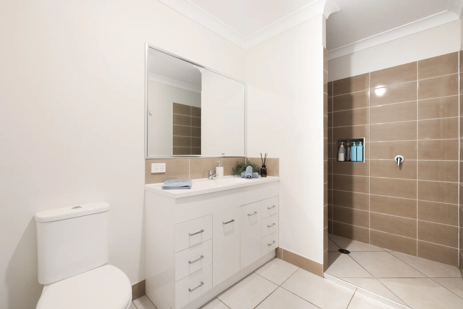 Additional image 31 of 2 Capuchin Close, Dakabin QLD 4503