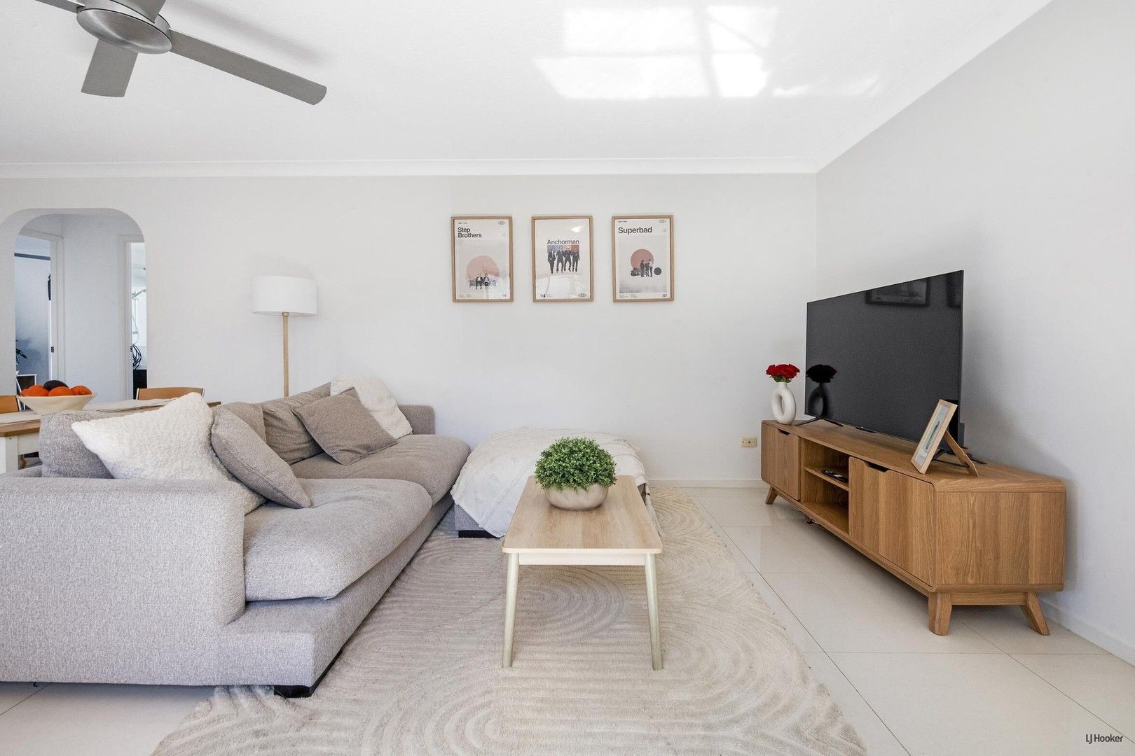 2 bedrooms Apartment / Unit / Flat in 2/2032 Gold Coast Highway MIAMI QLD, 4220