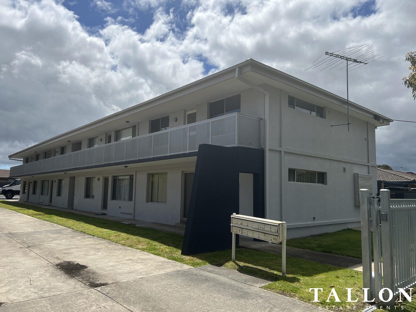 2 bedrooms House in 2/66 King Street HASTINGS VIC, 3915