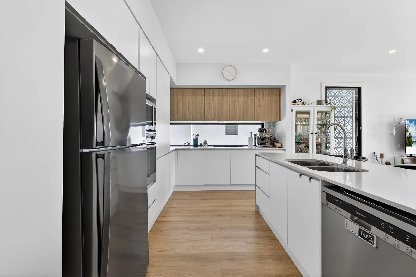 Additional image 23 of 8A Mallard Avenue, Paradise Point QLD 4216