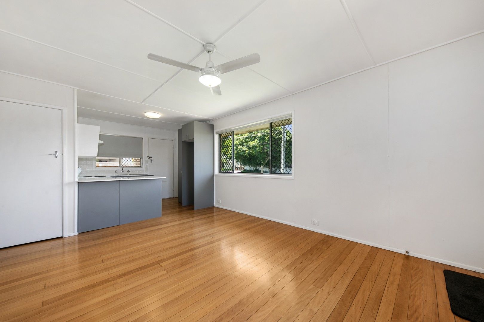 2 bedrooms House in 1/10 Parkham Avenue WAVELL HEIGHTS QLD, 4012