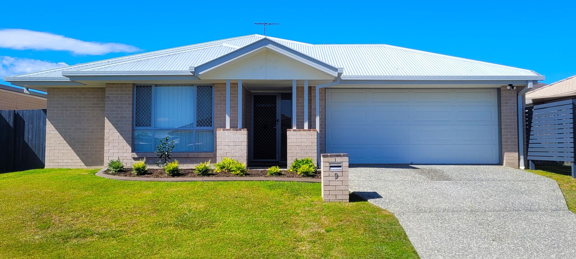 9 Feather Court, Morayfield QLD 4506