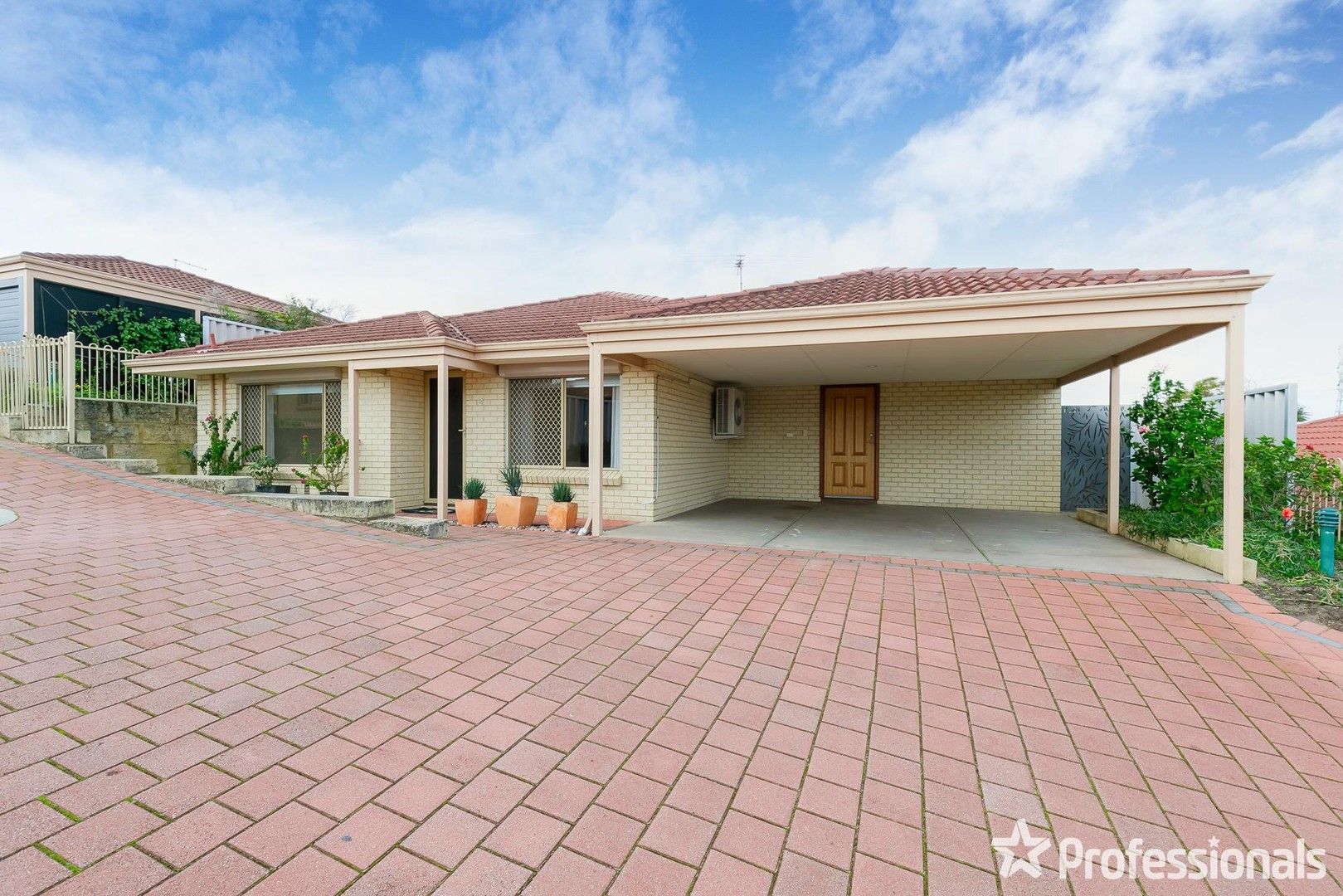 3 bedrooms House in 4/14 Nicol Road PARKWOOD WA, 6147