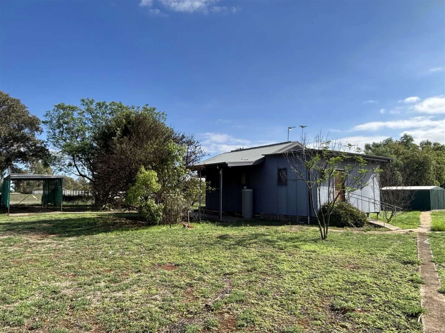 Primary image of 37 Rankin Street, Oaklands NSW 2646