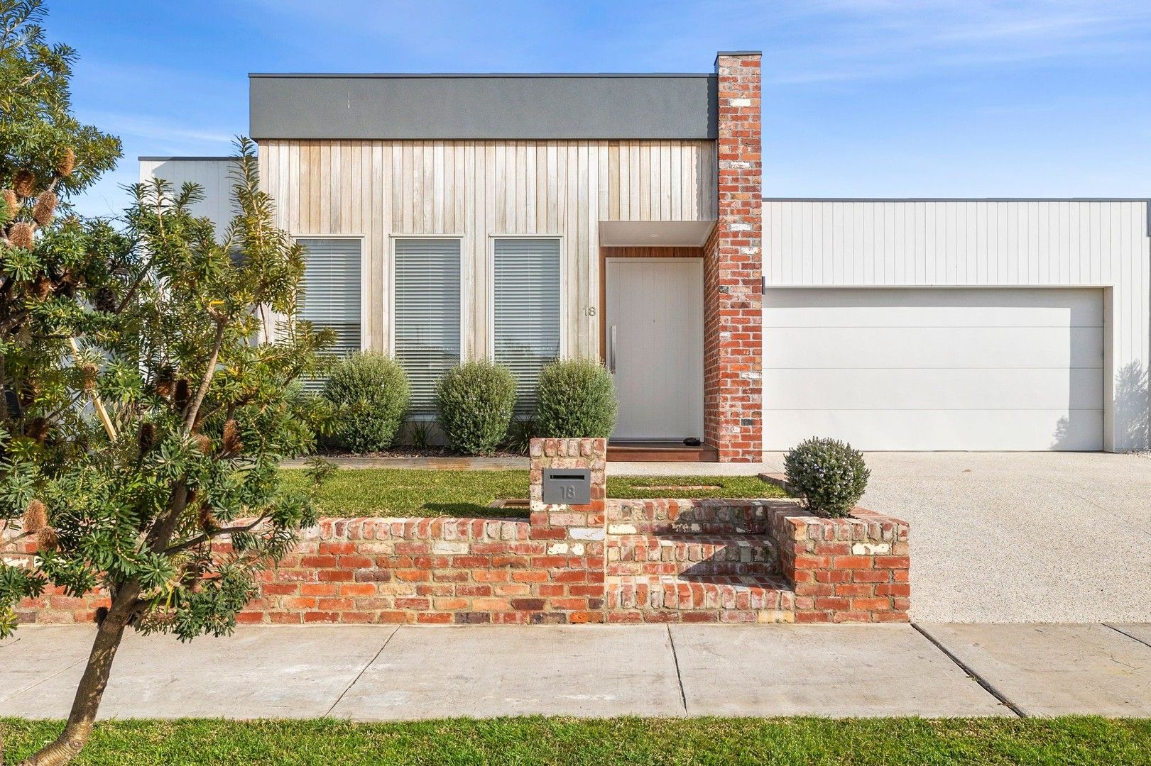 18 Taylor Street, Torquay VIC 3228, Image 0