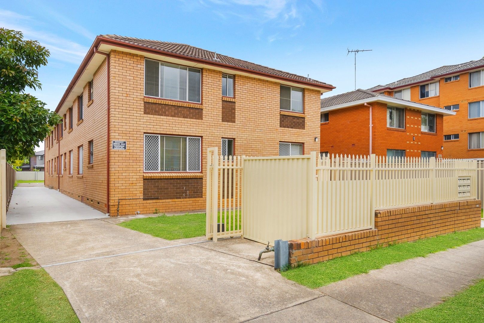 2 bedrooms House in 3/3 Clifford Avenue CANLEY VALE NSW, 2166