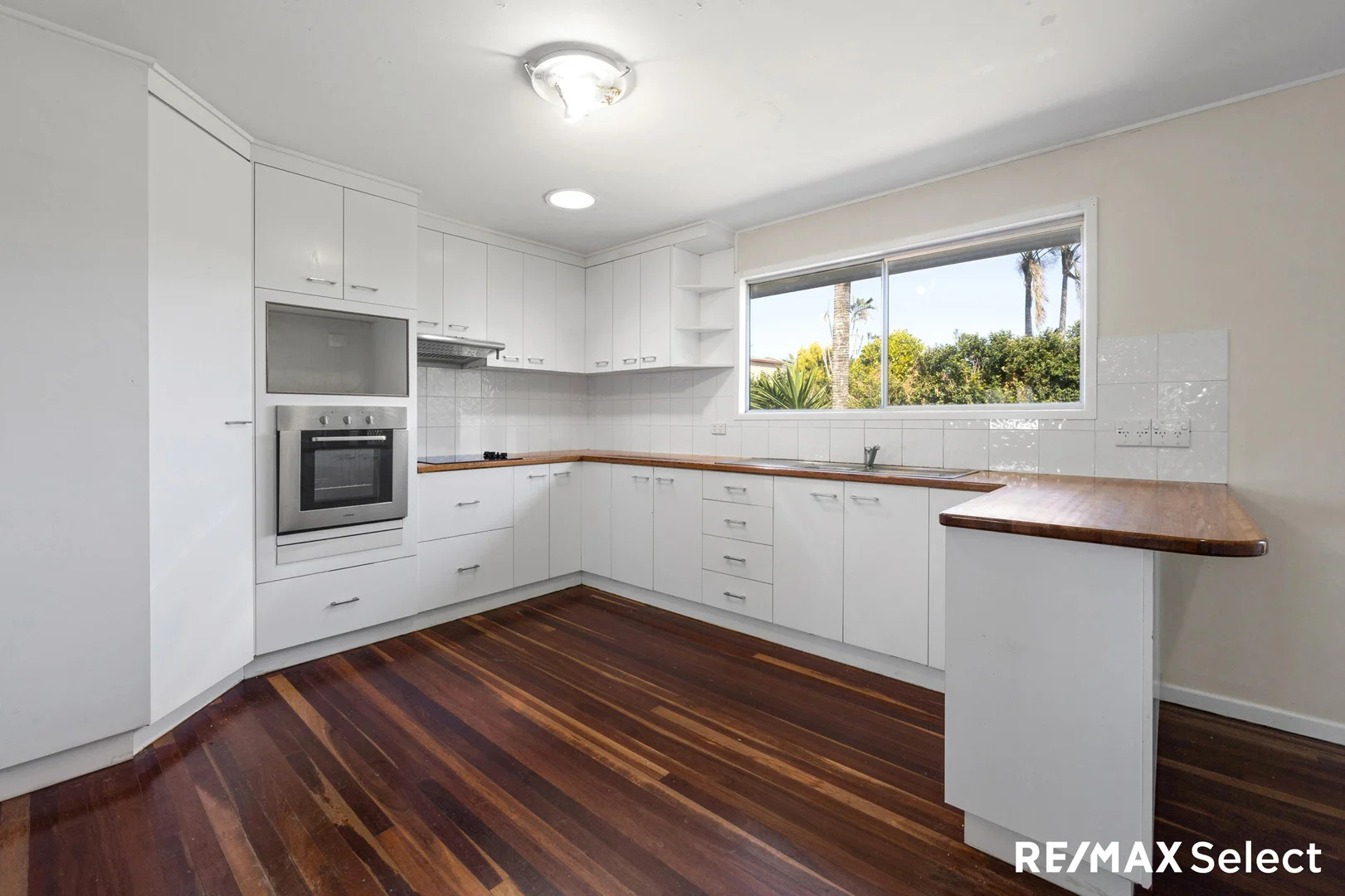 Additional image 2 of 8 Gans Ct, Eimeo QLD 4740