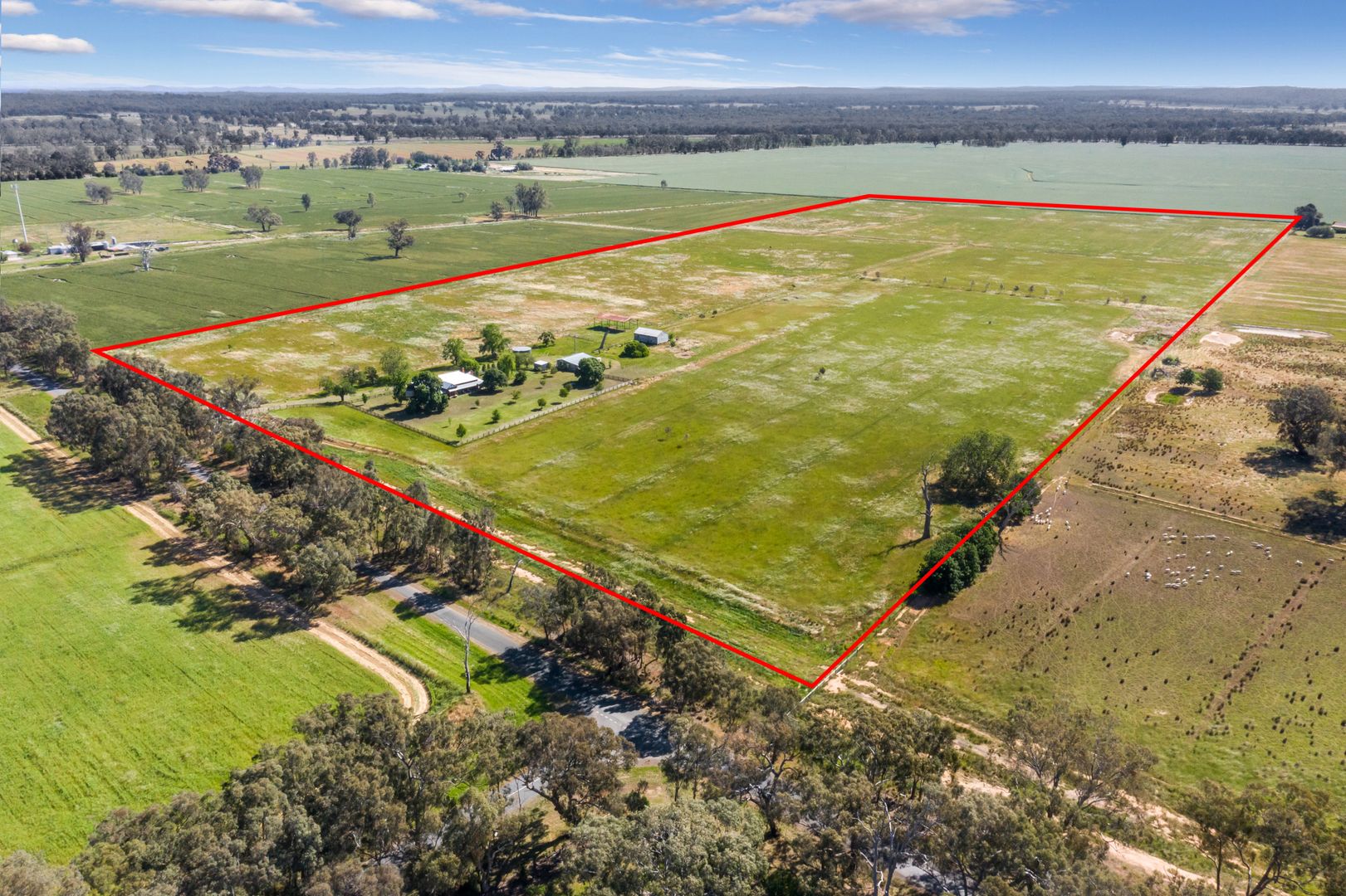 890 Hammond Road, Murchison VIC 3610, Image 2