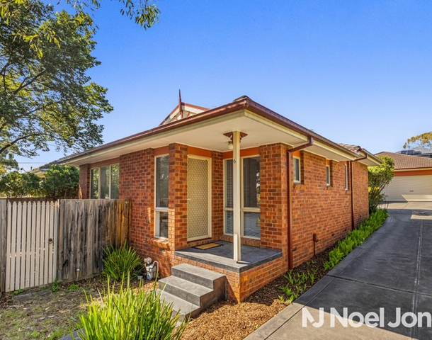 1/6 Wilton Street, Blackburn North VIC 3130