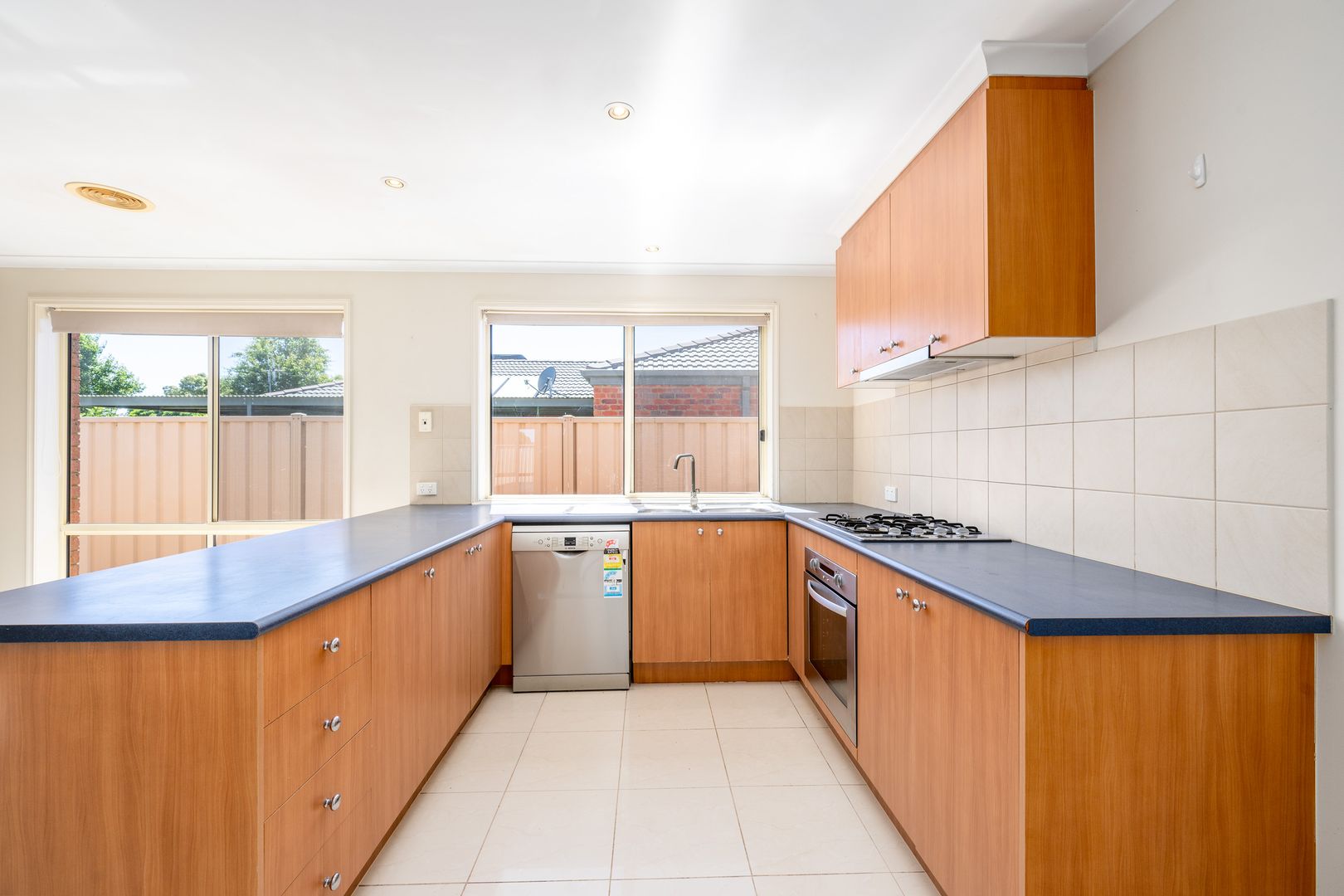 Sold 10 Walnut Court Shepparton VIC 3630 on 31 Jan 2023 2018262733
