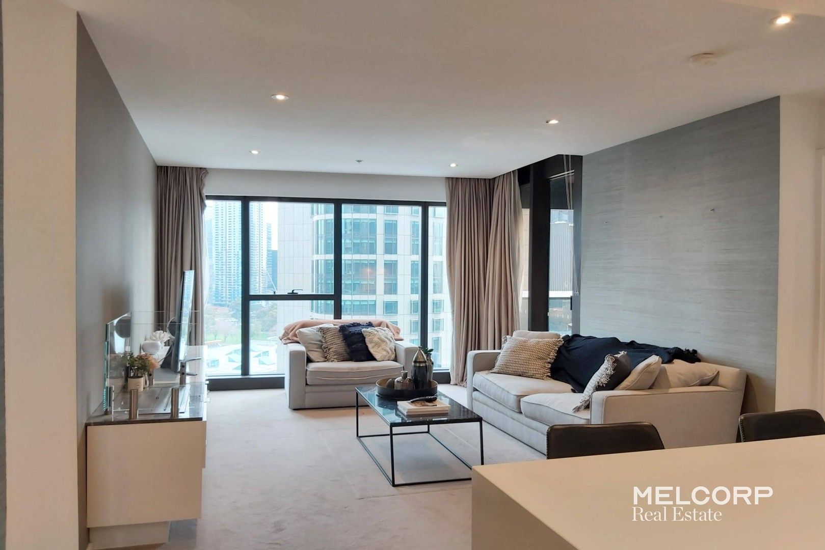 2 bedrooms Apartment / Unit / Flat in 1205/9 Power Street SOUTHBANK VIC, 3006