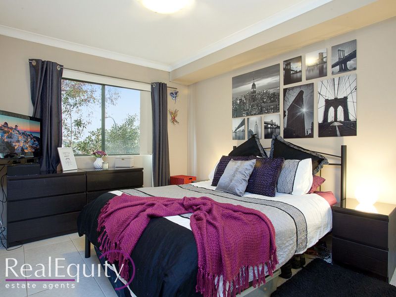 28/211 Mead Place, Chipping Norton NSW 2170, Image 1