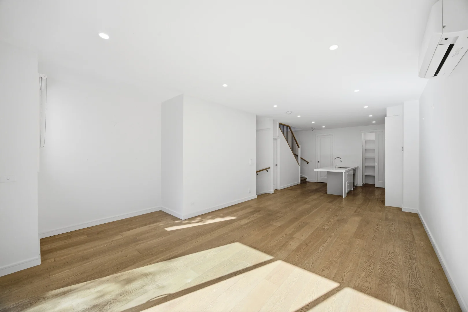 Additional image 3 of 6/70 Auburn Road, Hawthorn VIC 3122