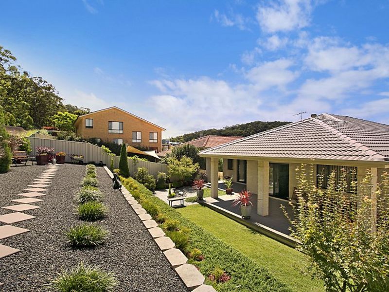 22 Pebble Beach Court, BELMONT NSW 2280, Image 2