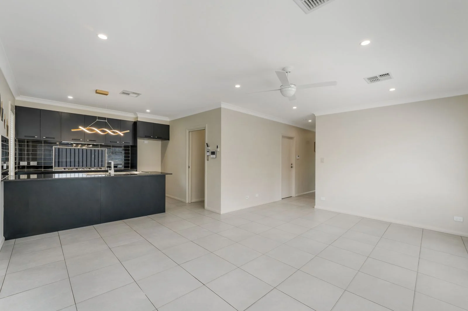 Additional image 4 of 72 Ingall Loop, Catherine Field NSW 2557