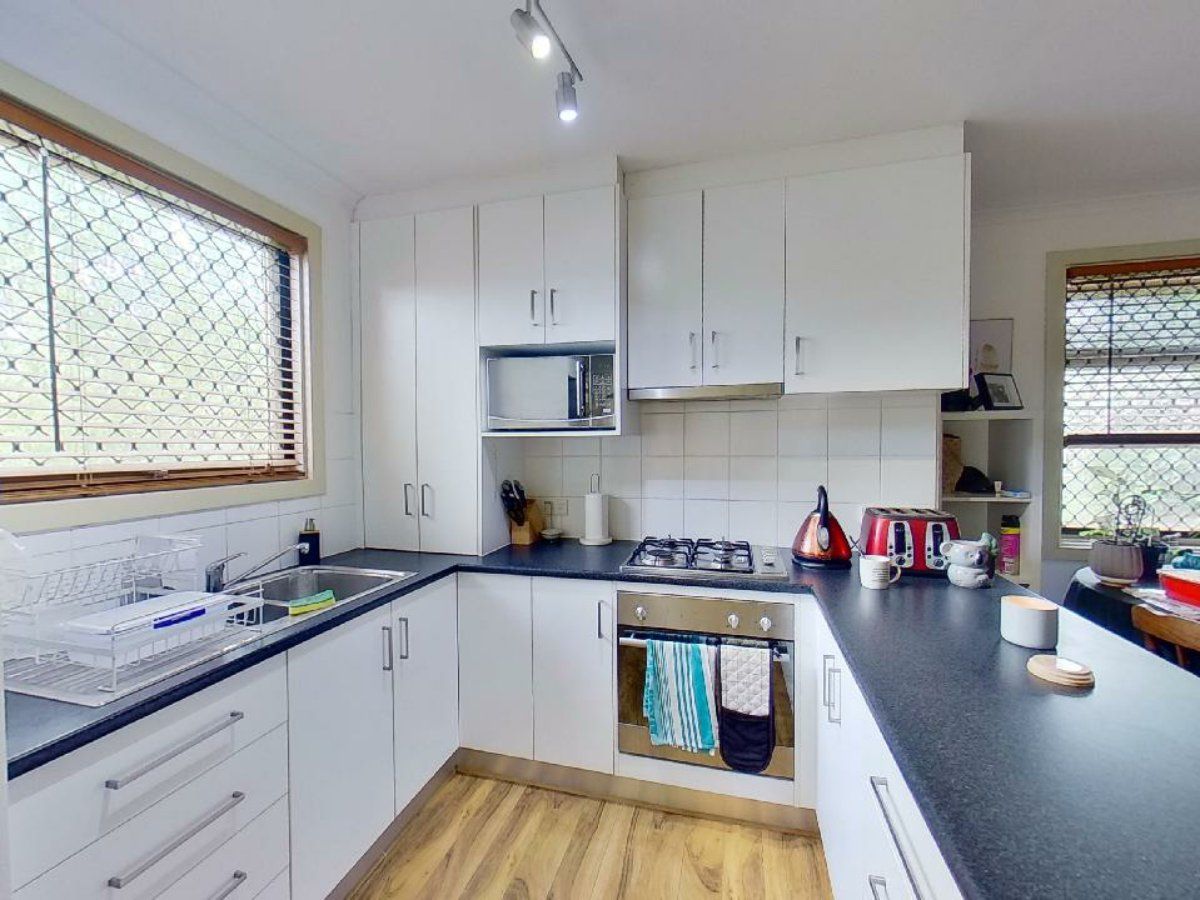 3 bedrooms House in 10 Daw Avenue MOUNT BARKER SA, 5251