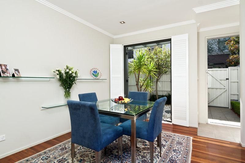 9/15 Russell Street, Wollstonecraft NSW 2065, Image 2