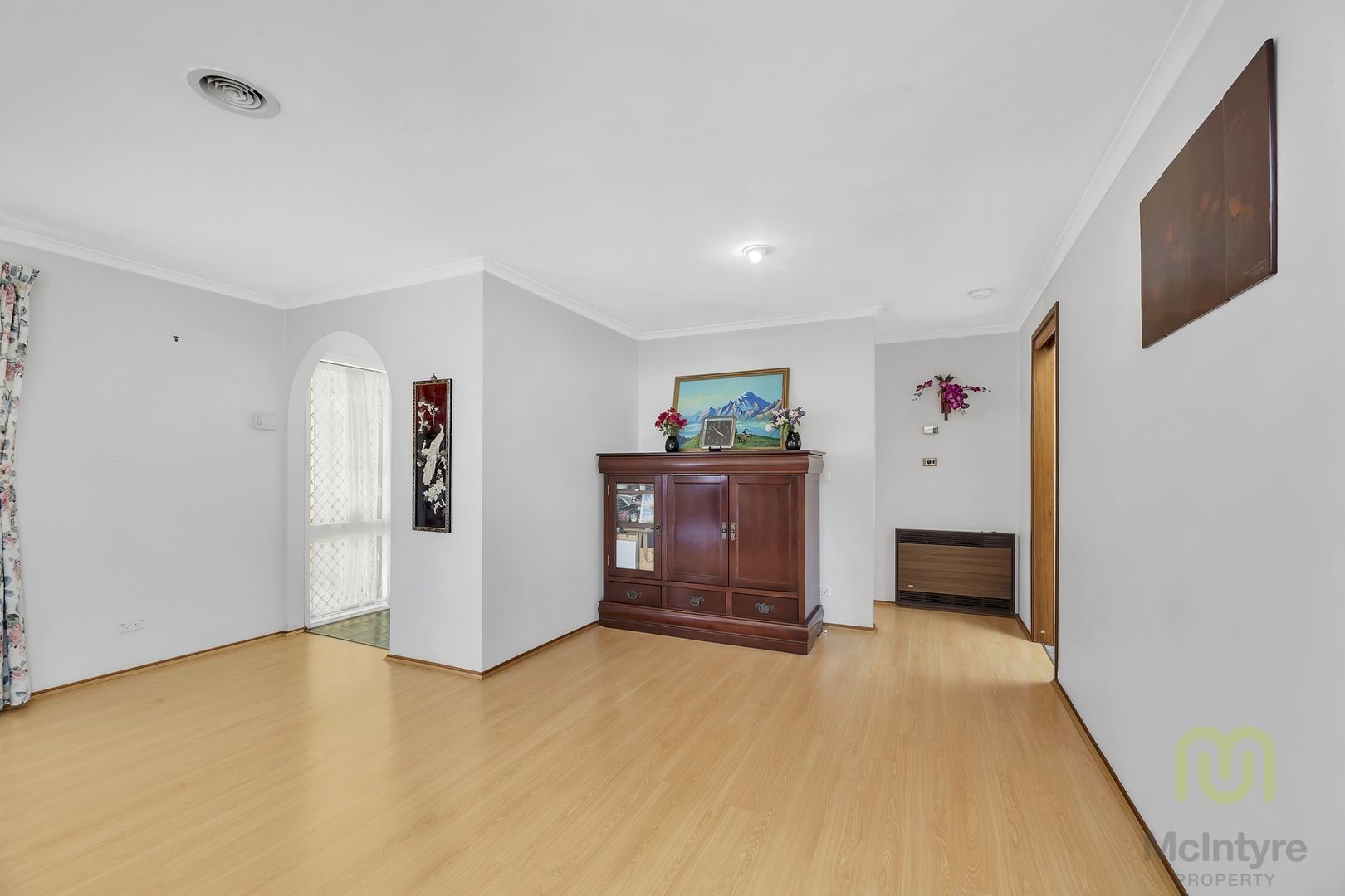 1 Connibere Crescent, Oxley ACT 2903, Image 2