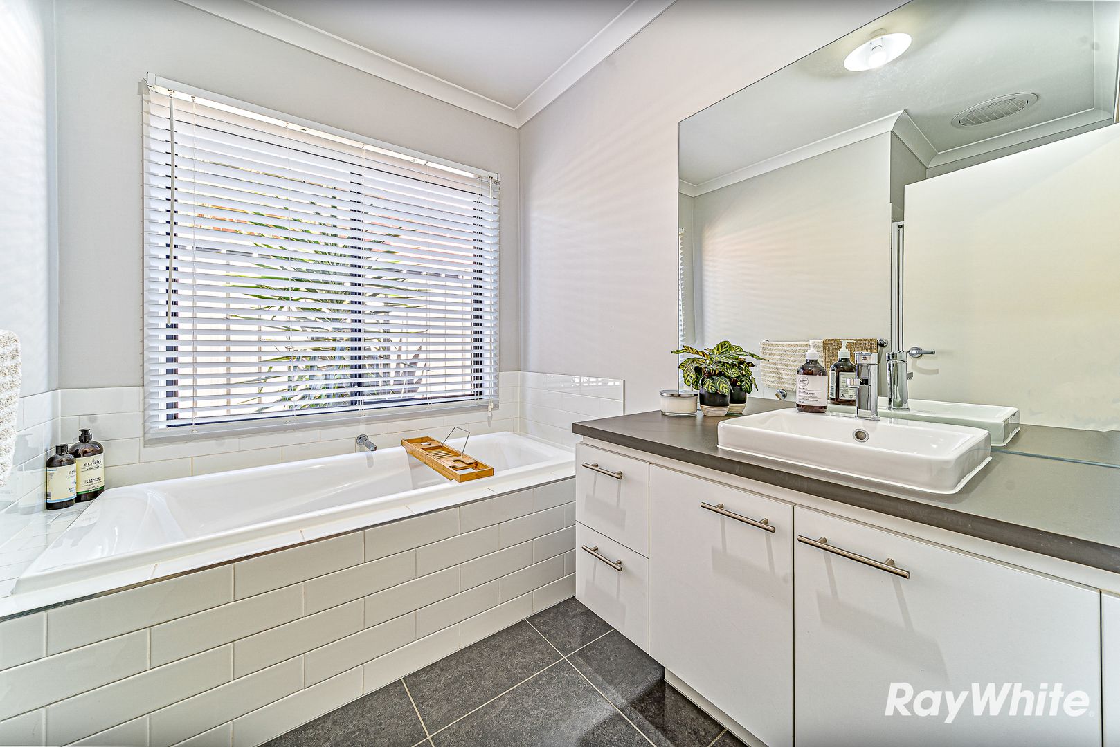 306 Guys Hill Road, Strathfieldsaye VIC 3551, Image 2