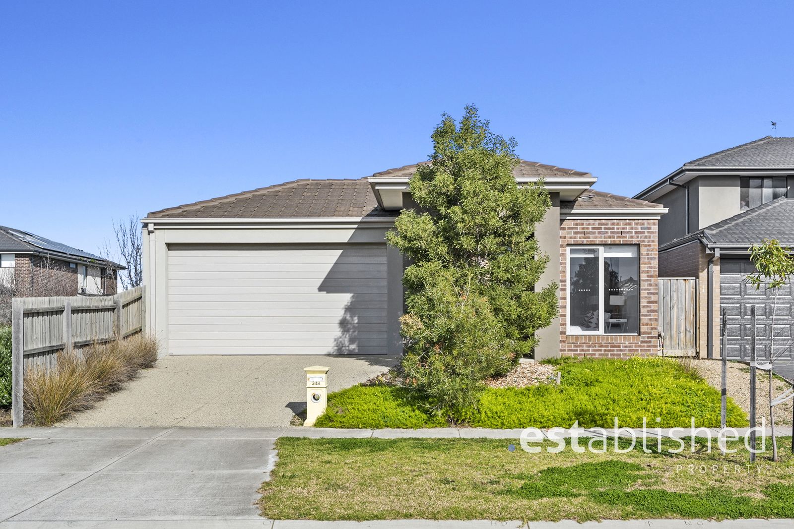 4 bedrooms House in 348 Saltwater Promenade POINT COOK VIC, 3030