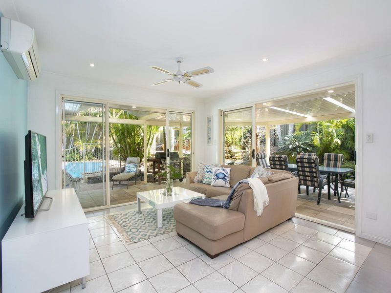 77 Bienvenue Drive Currumbin Waters Qld 4223 Domain