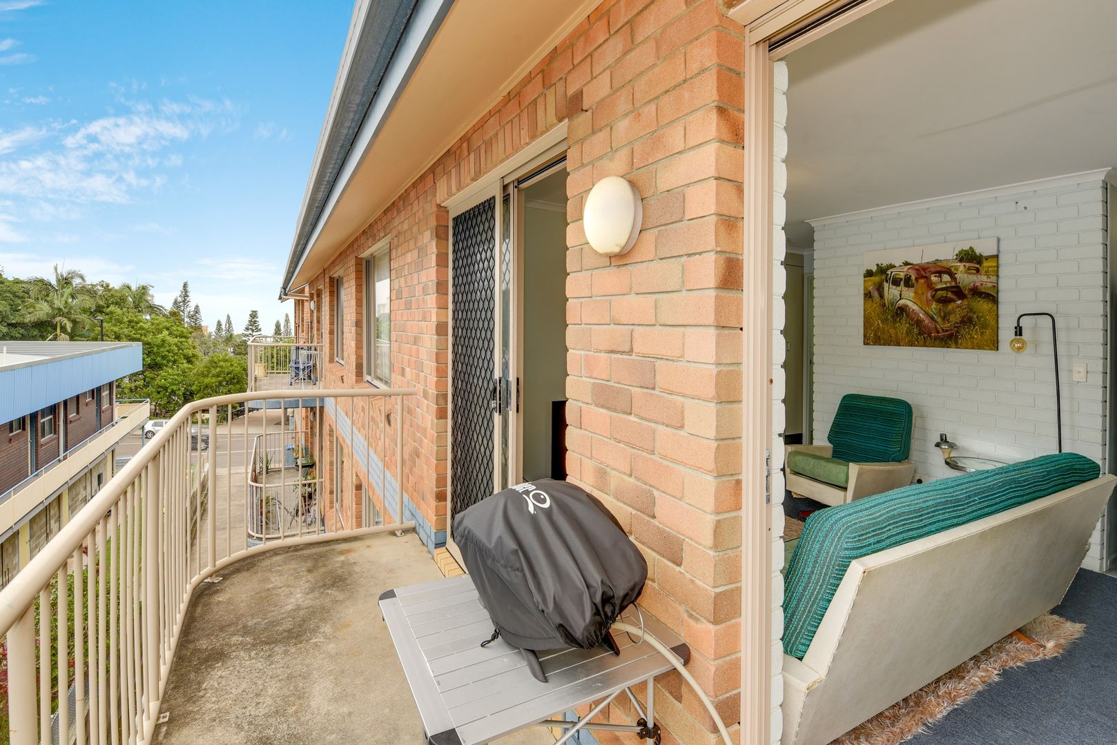 11/37 Burgess Street, Kings Beach Property History & Address Research