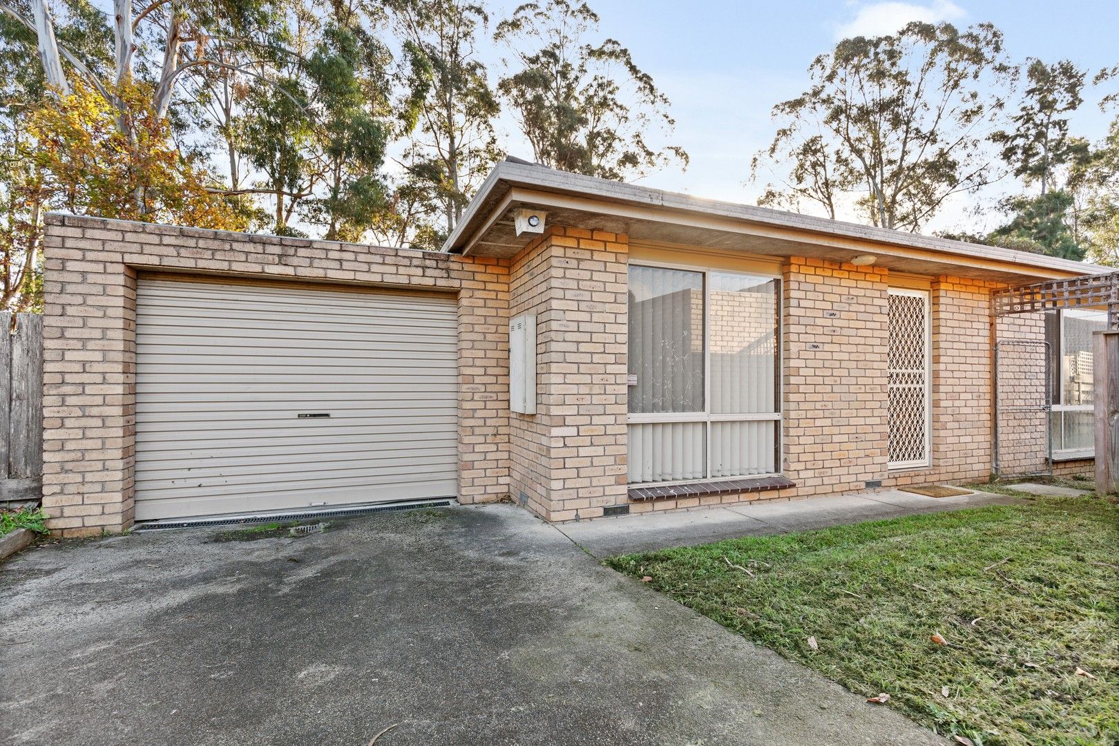2 bedrooms Apartment / Unit / Flat in 2/13 Mary Rogers Crescent LEONGATHA VIC, 3953