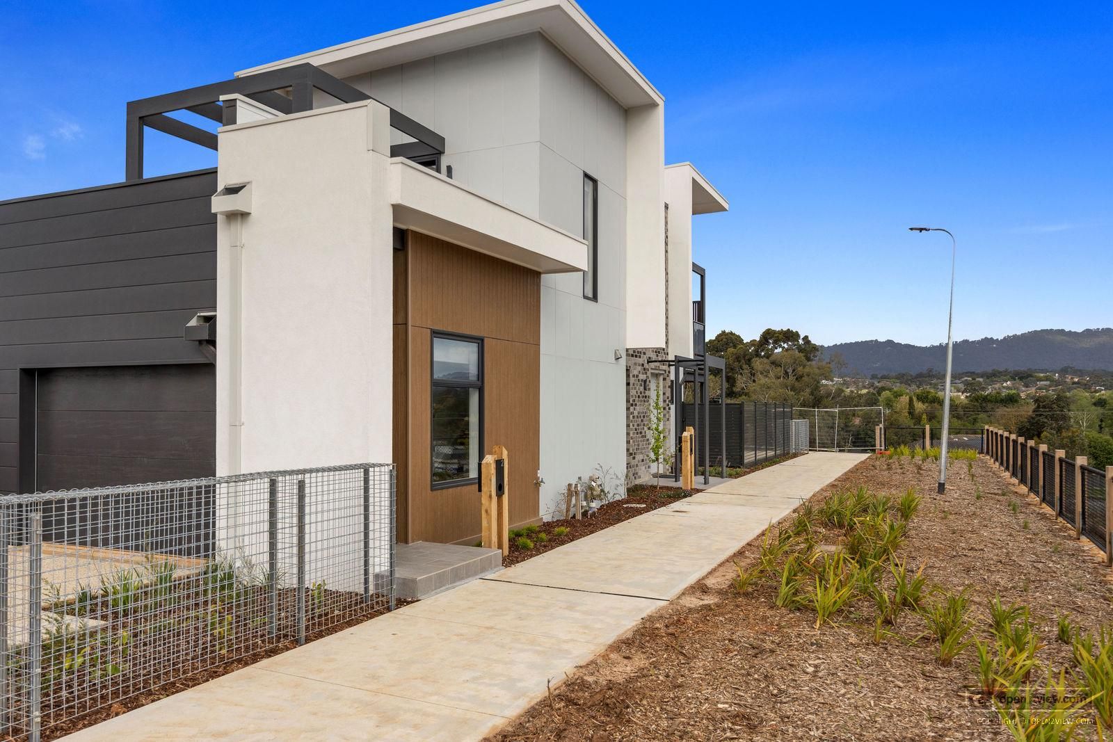 2 bedrooms House in 2 Bolger Walk LILYDALE VIC, 3140