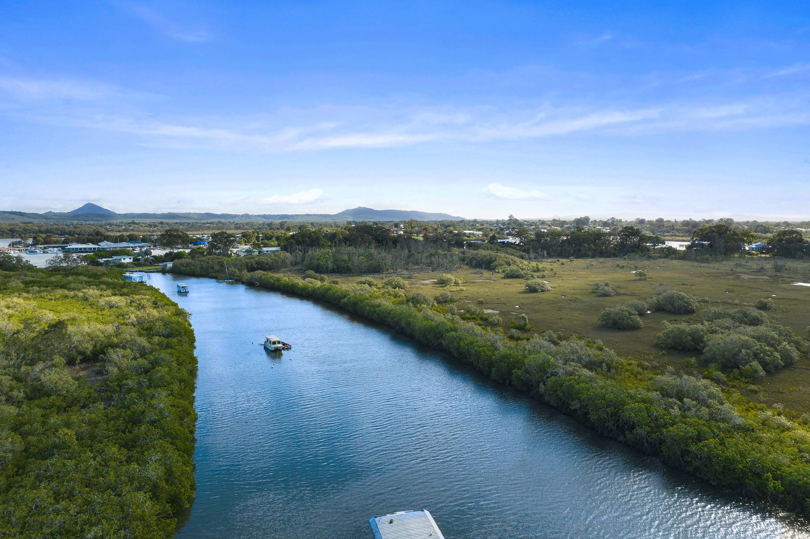 2 Noosa River Drive, Noosa North Shore QLD 4565, Image 2