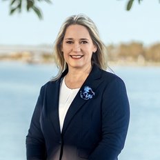 Harcourts Mandurah - Nadine Bakhuizen