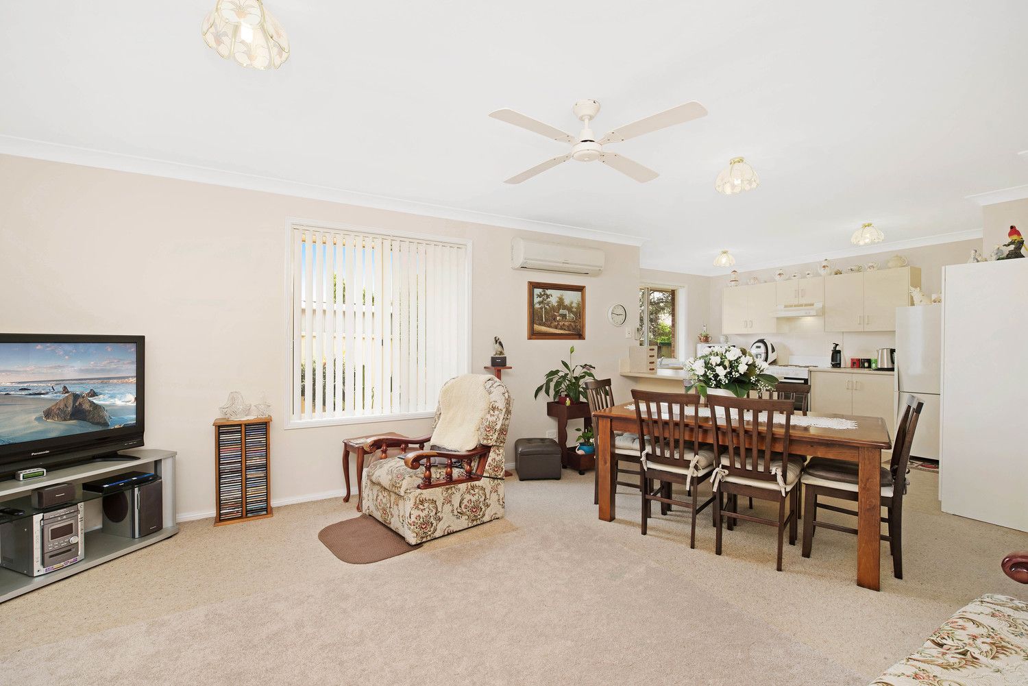 2/28 Country Grove, Cameron Park NSW 2285, Image 2