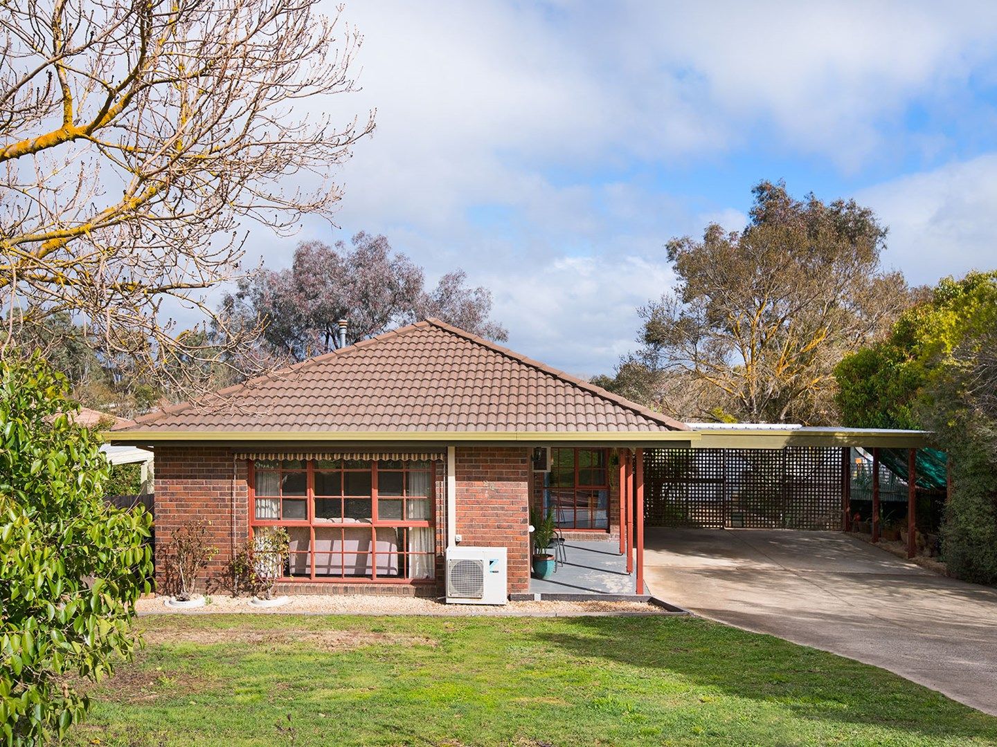 24 Moscript Street, Campbells Creek VIC 3451, Image 0