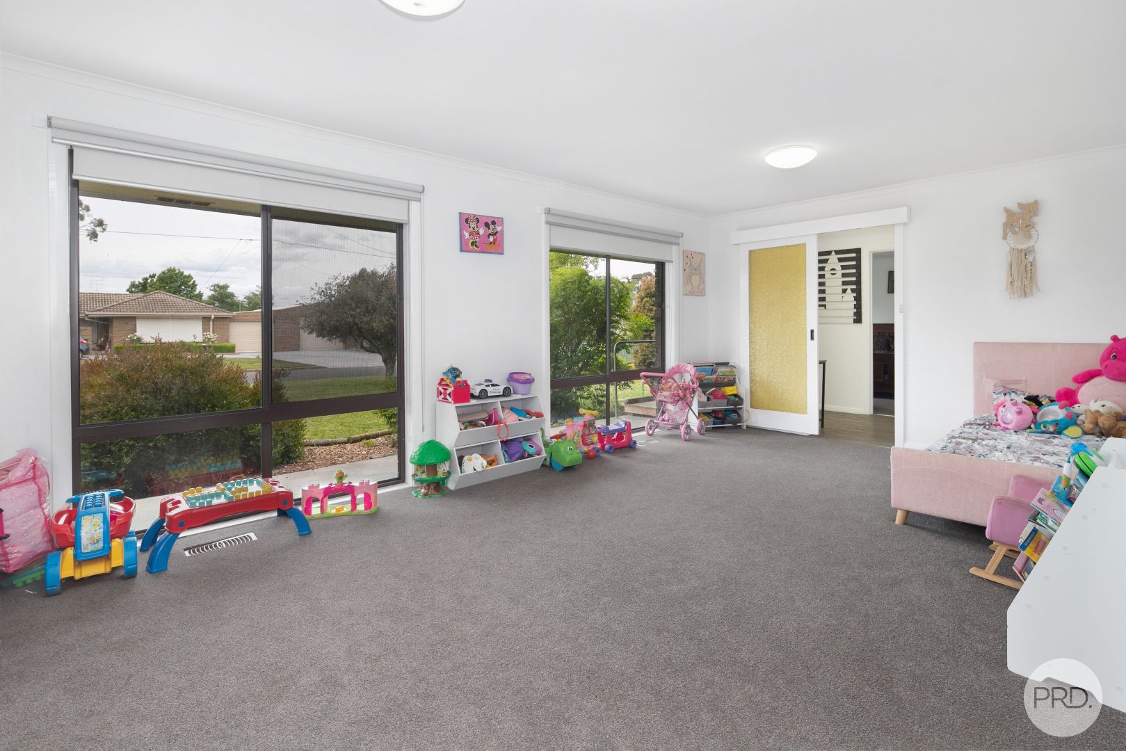 9 Vincent Court, Delacombe VIC 3356, Image 2