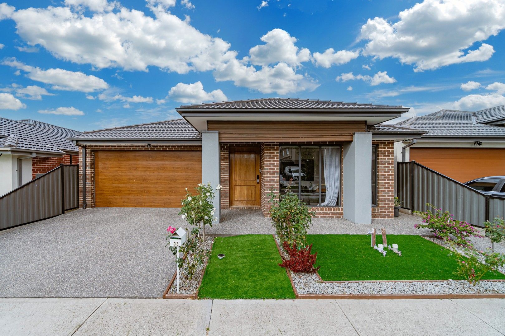 35 Banjolina Circuit, Craigieburn VIC 3064, Image 0