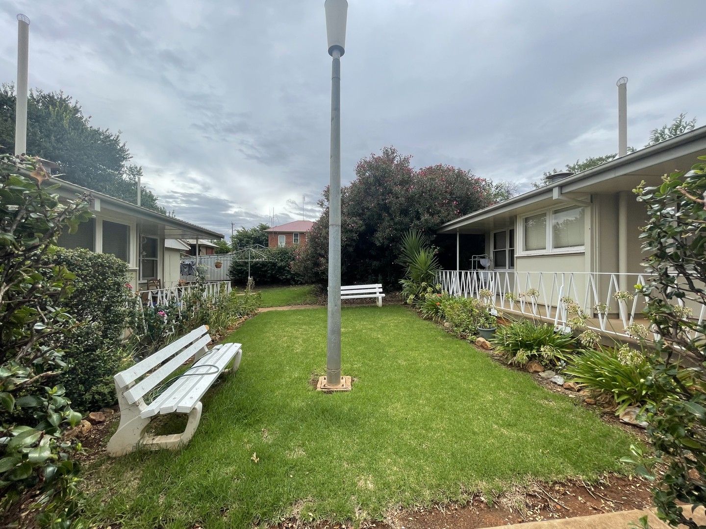 1 bedrooms Apartment / Unit / Flat in 6/12 Gallop Avenue PARKES NSW, 2870