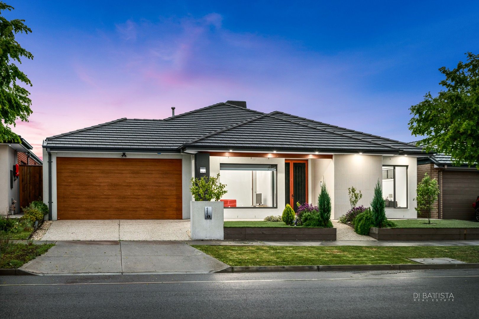 4 bedrooms House in 486 Brookfield Boulevard MICKLEHAM VIC, 3064