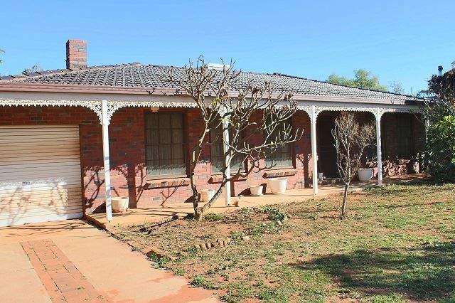 4 Irwin Street, Cobar NSW 2835, Image 0