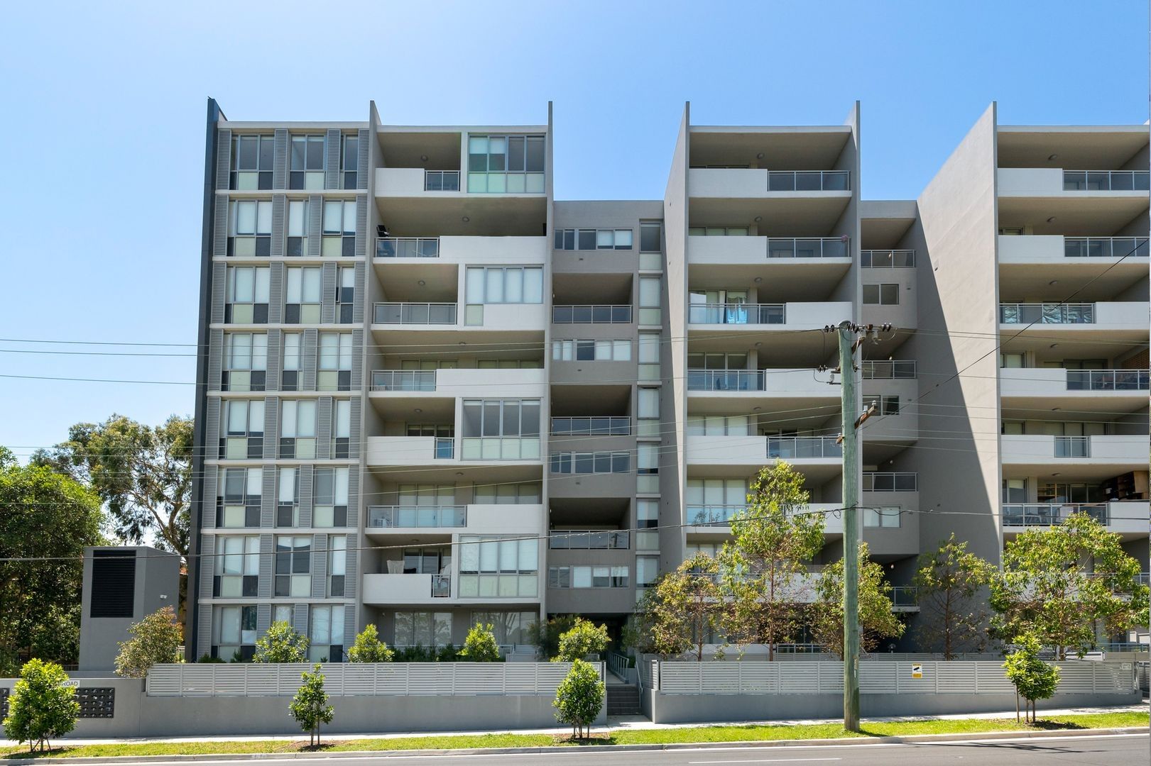 3 bedrooms Apartment / Unit / Flat in 13/17-19 Jenkins Road CARLINGFORD NSW, 2118