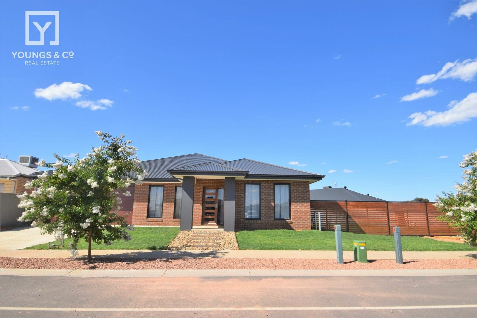 4 bedrooms House in 26 Westwood Drive MOOROOPNA VIC, 3629